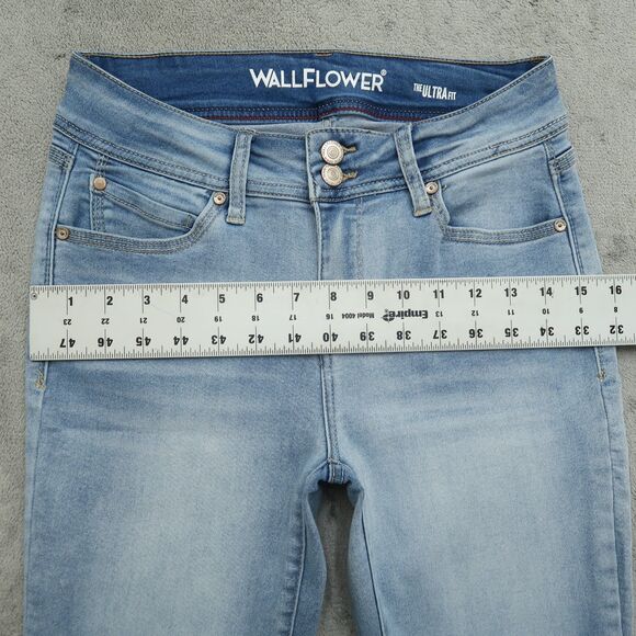 Wallflower Jeans Junior's Size 9 Short Blue Mid-Rise Ultra Fit Skinny 26" Inseam - Picture 6 of 16